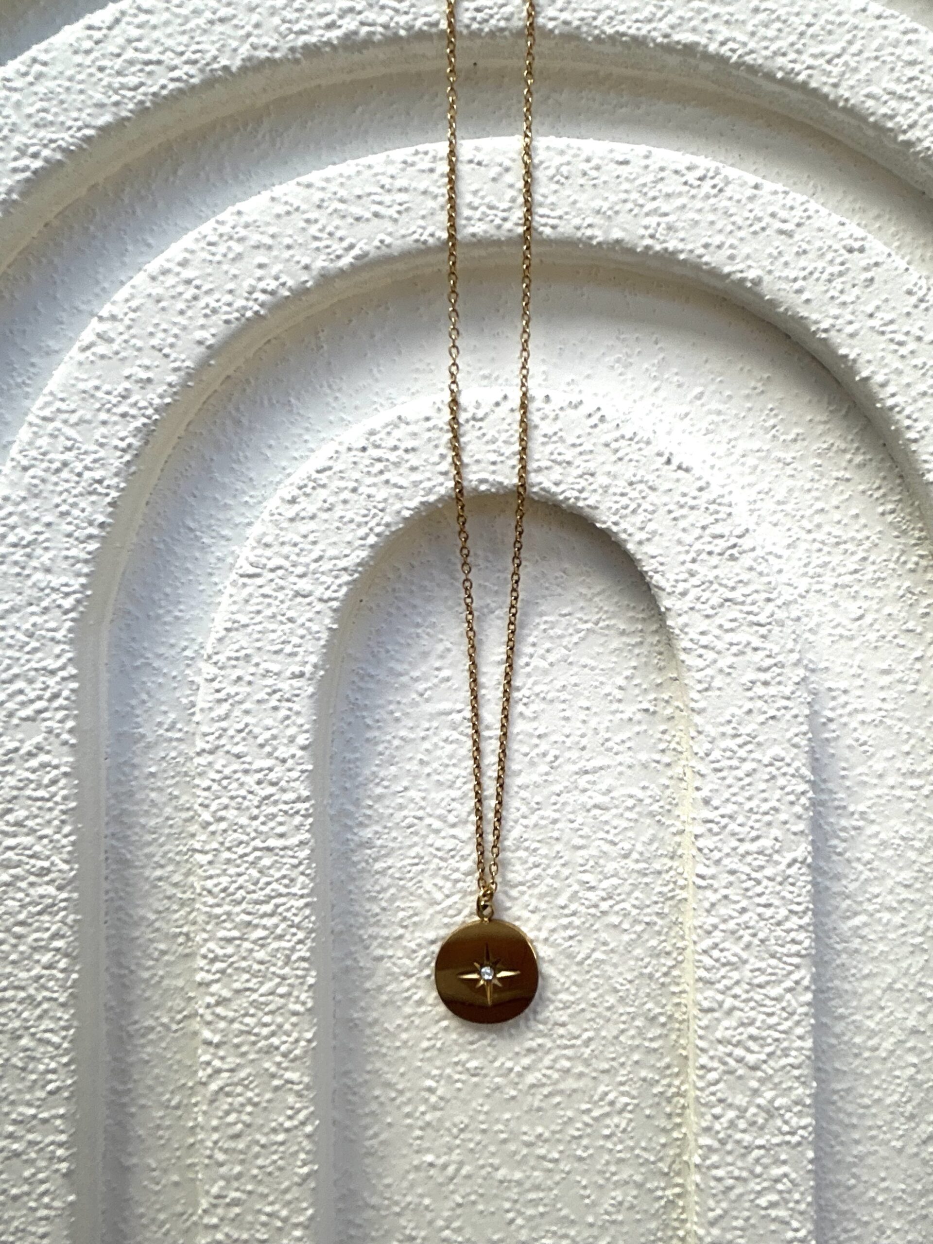 Collier médailles symbole – Image 4
