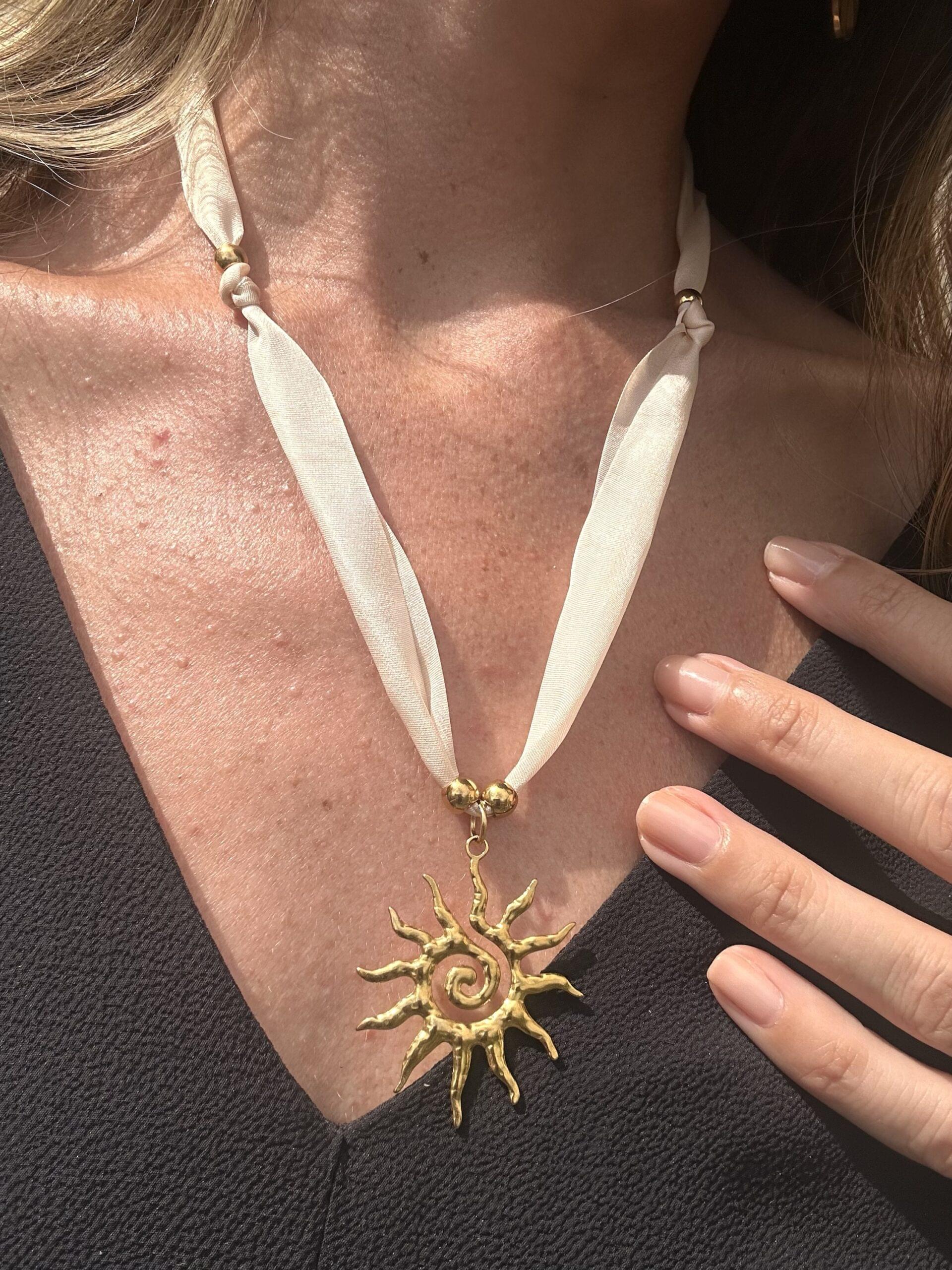 Collier et bracelet SUN